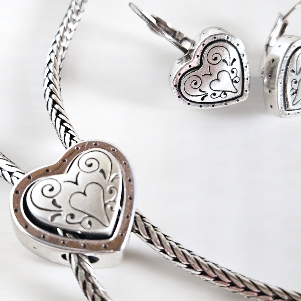 🛍HP🛍 Retired Brighton Silver Heart Necklace and Earrings Set